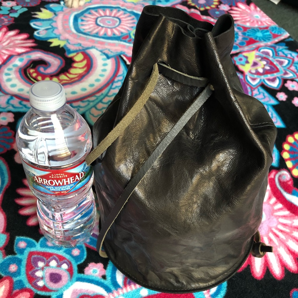 Women’s Obey bucket bag